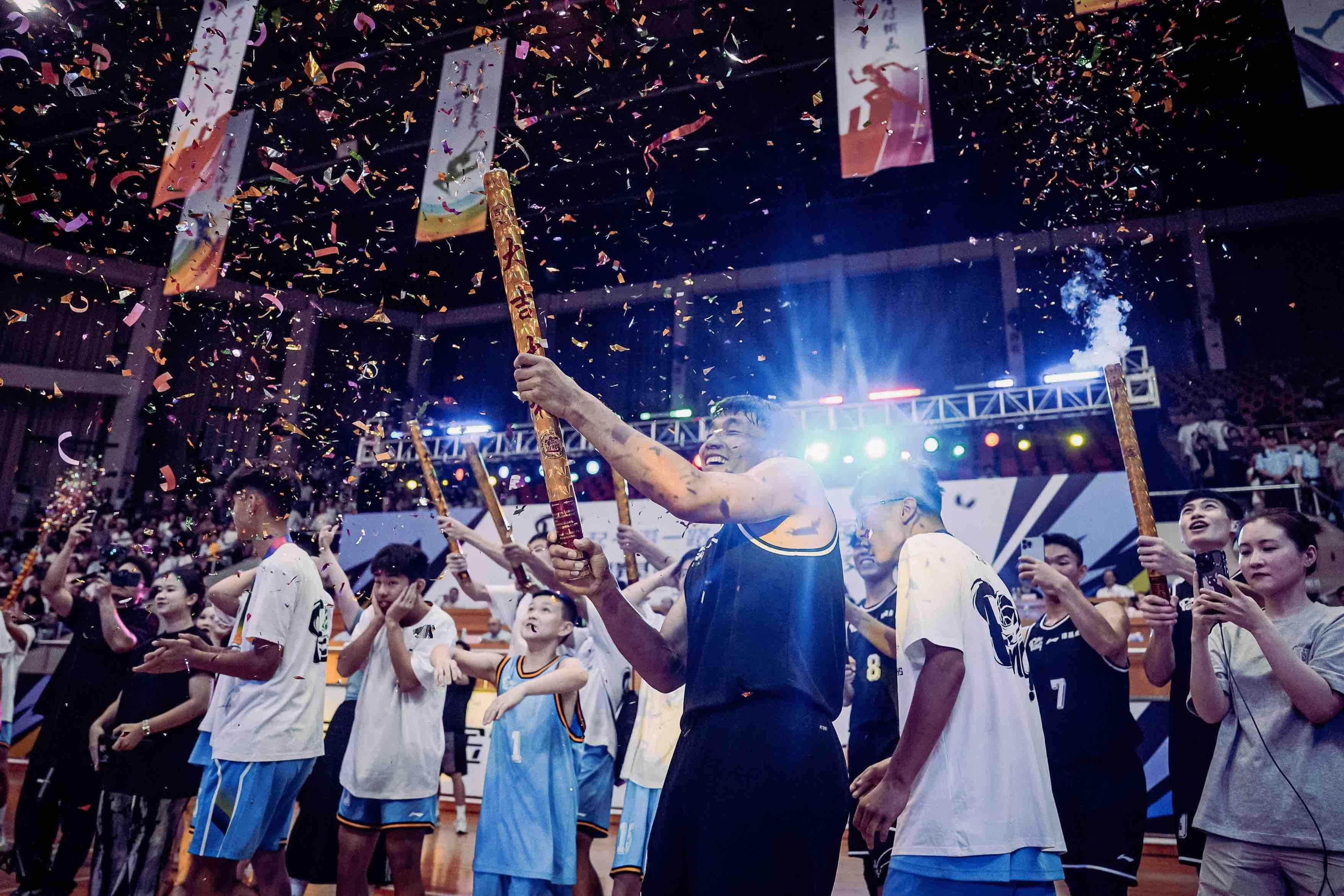 扣篮王李斌, 们共舞 扣篮王李斌, 们共舞