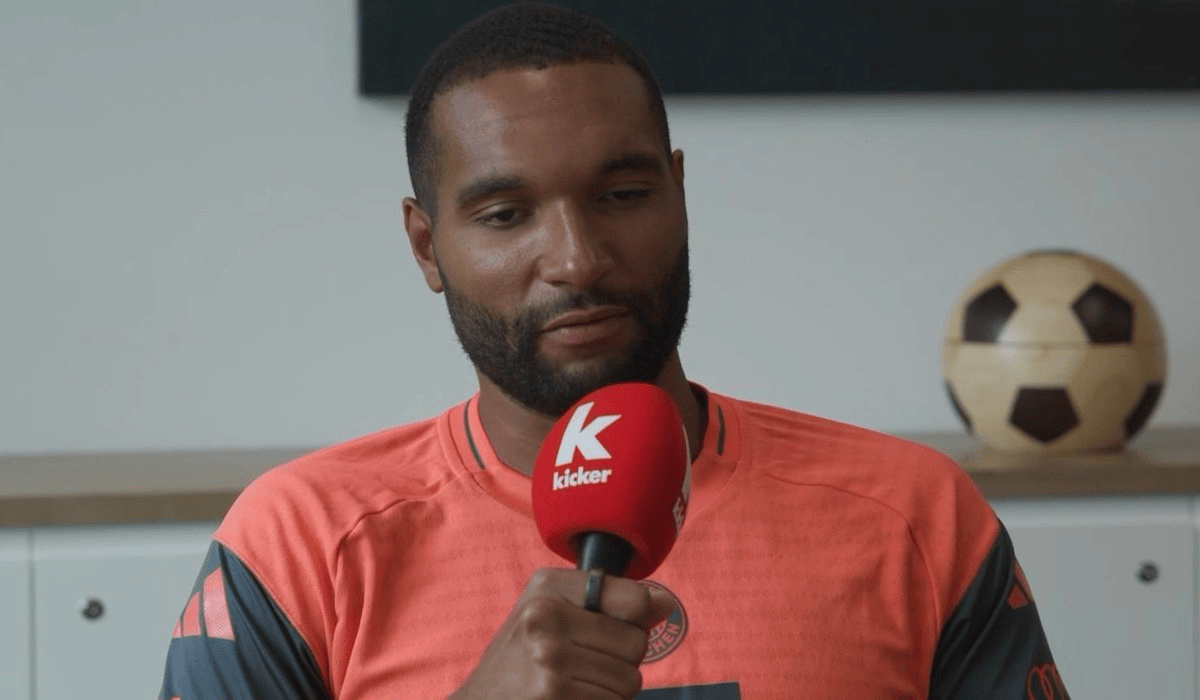 AA, 黑开始职业 AA, 黑开始职业