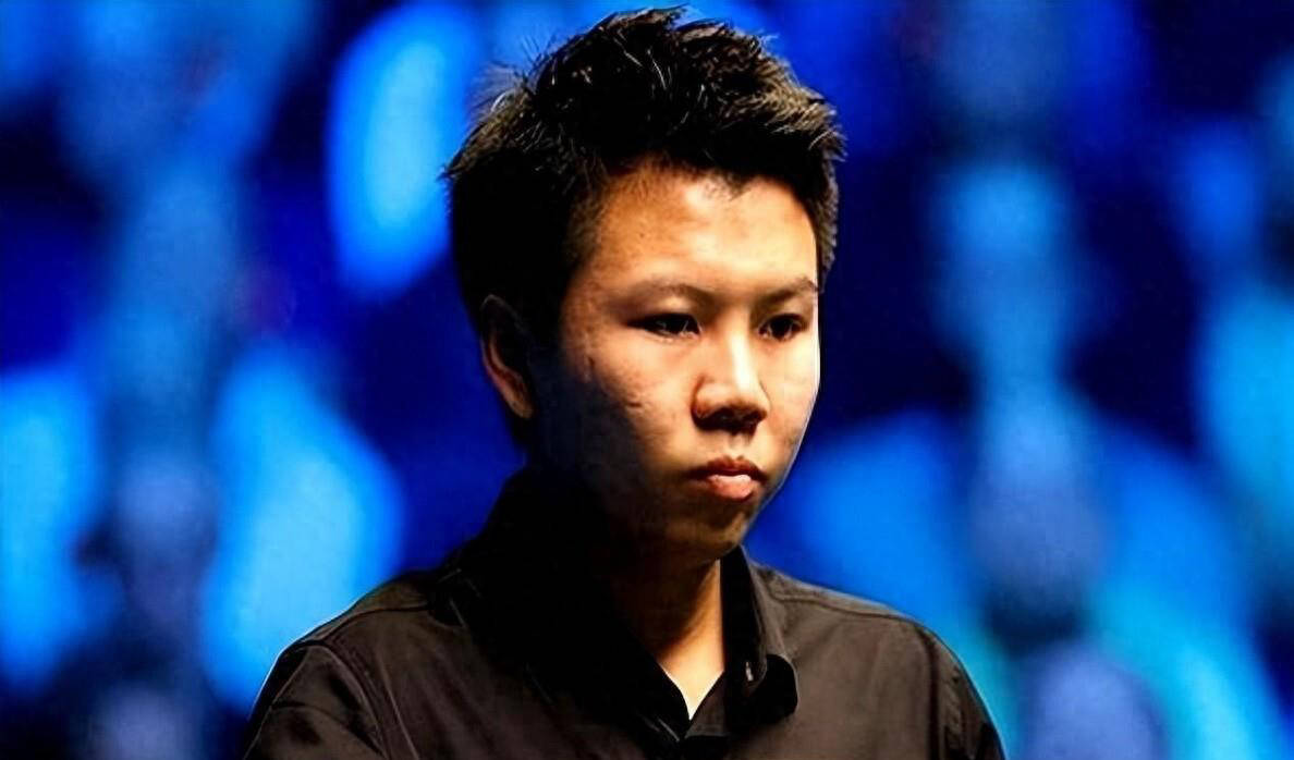 握拳, 比任何奖杯, 高声呐喊