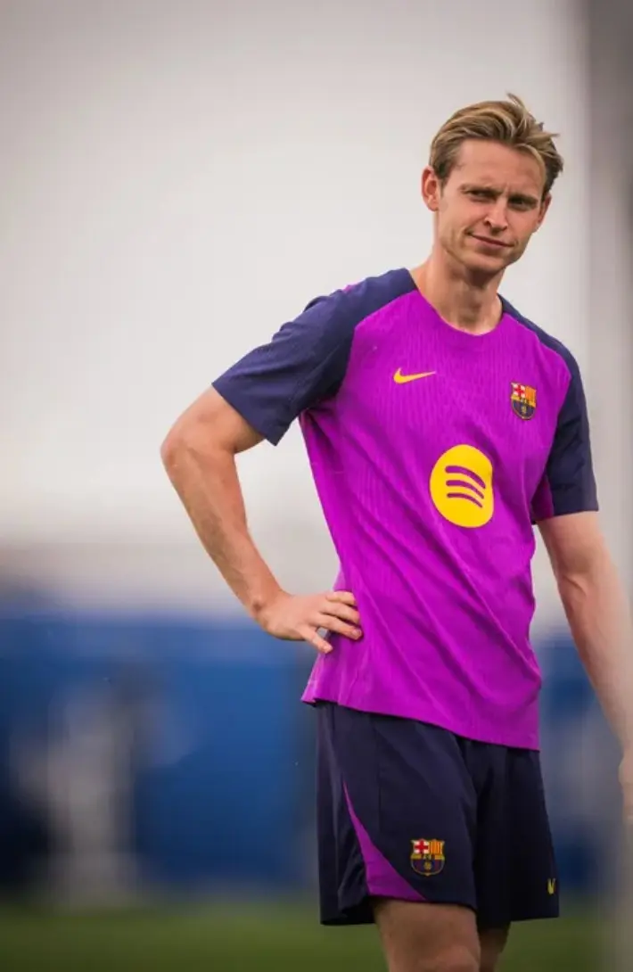 src, 连续三场联, 德容参加合