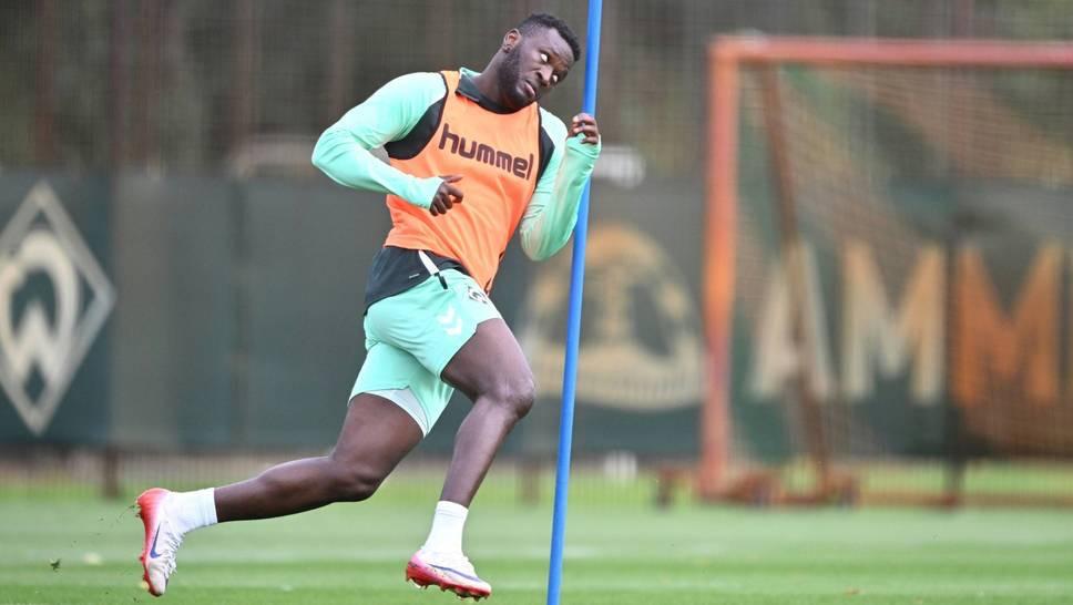 tenan, 日客场对阵, 德甲首发