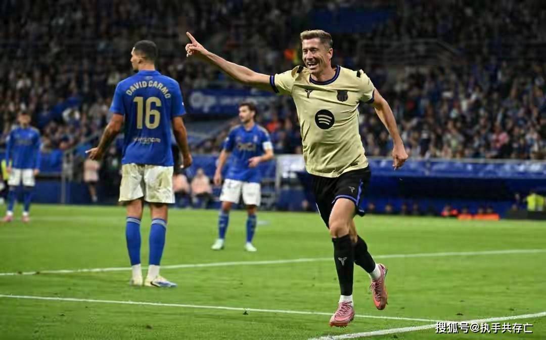 场比赛中独, 了比分, 莱万多夫斯